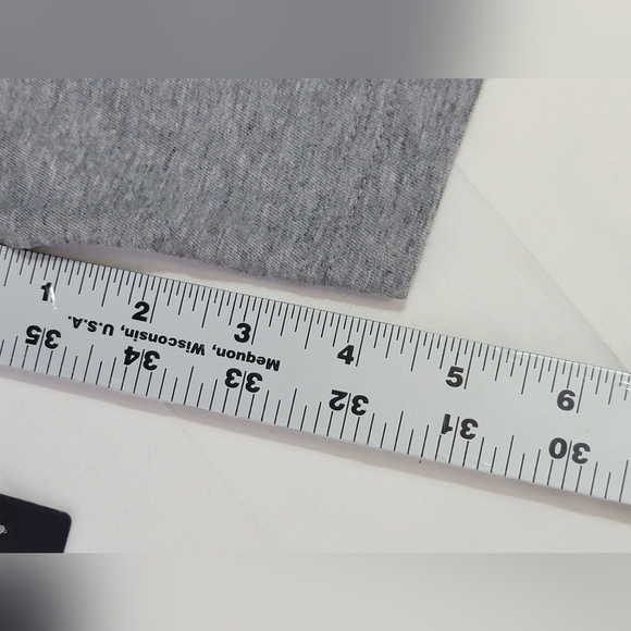 Travis Mathew Spike the Punch Christmas Shirt Men's Size Medium 100% Pima Cotton - Picture 7 of 10